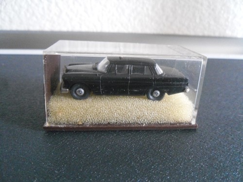 Brekina mercedes 190 - brekina,